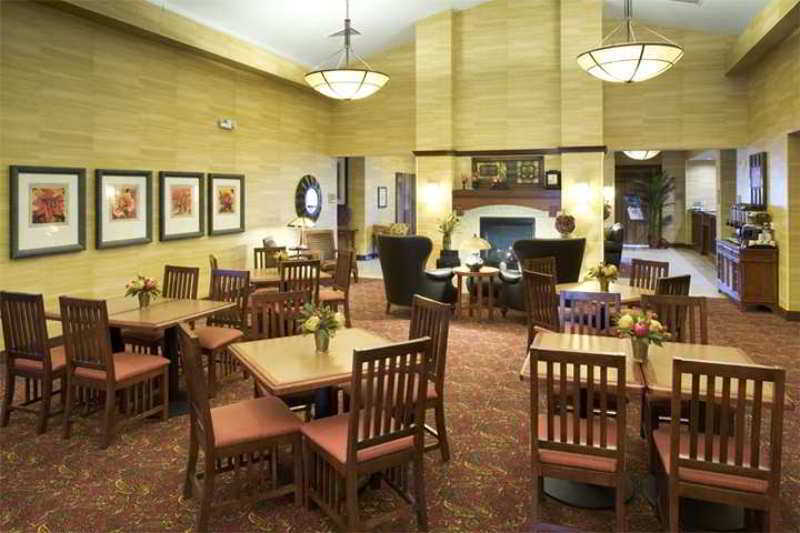阿古拉山希尔顿惠庭套房酒店 餐厅 照片
